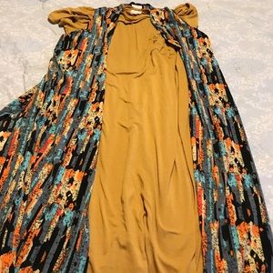 M Lularoe carly