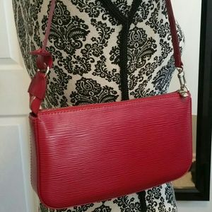 SOLD!!! Louis Vuitton Epi Pochette Accessoires