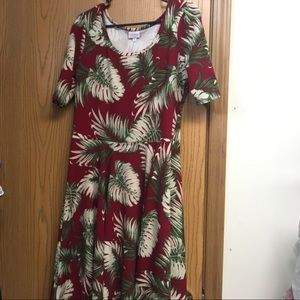 XL Nicole burgundy with palm flowers