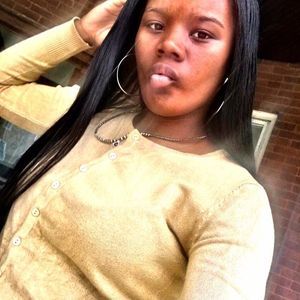 Meet your Posher, Kenyatta