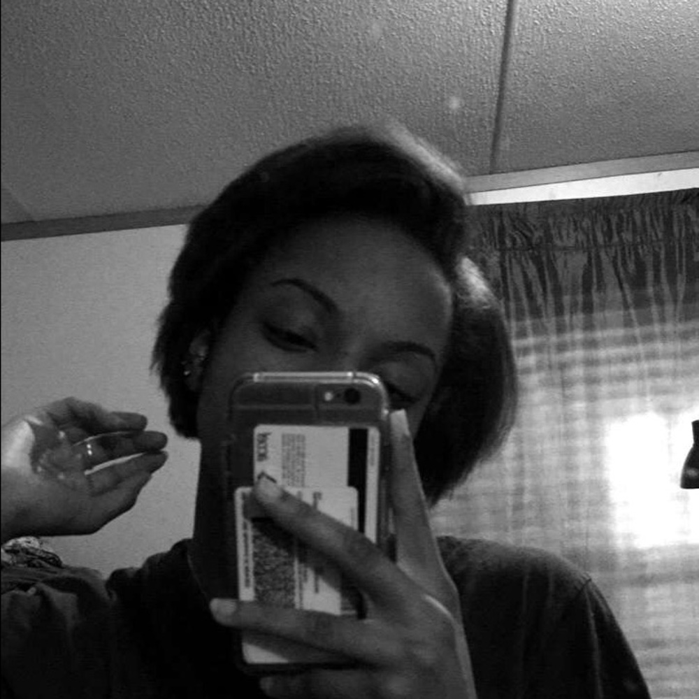 Meet your Posher, Adinah