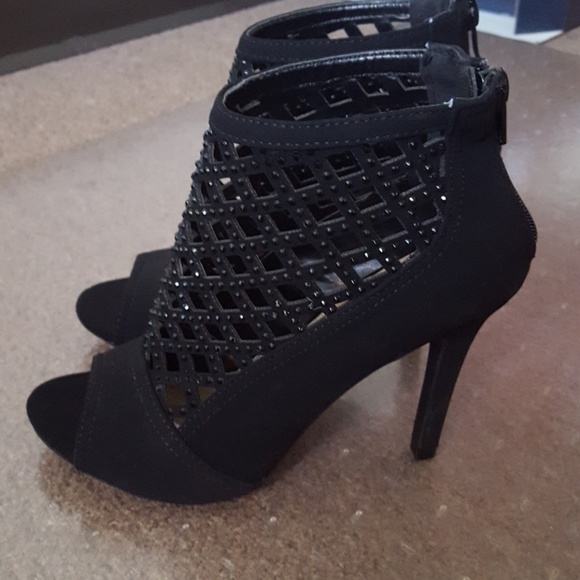 Peep Toe Bootied - Picture 3 of 4