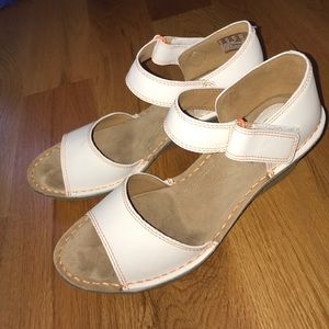 clarks orient sea sandals