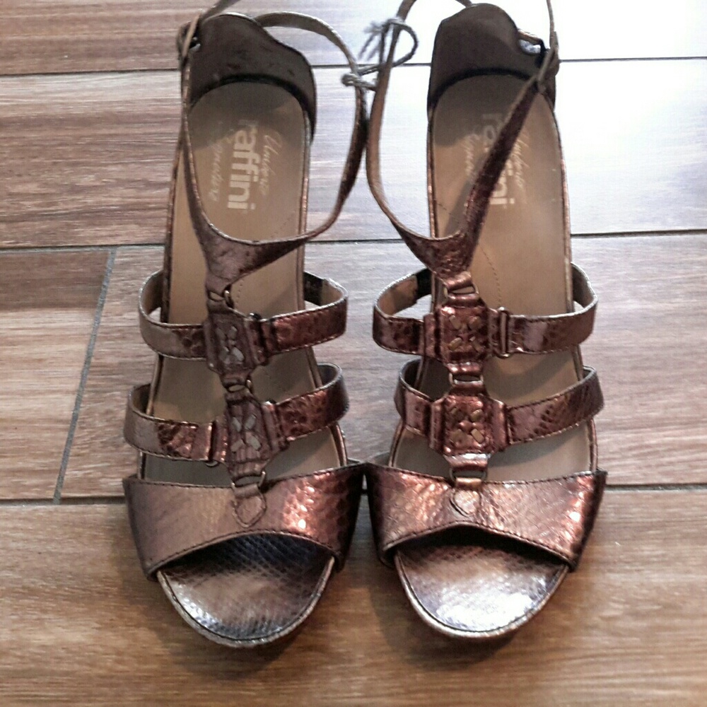 Umberto  rafini  signature  high  heels
