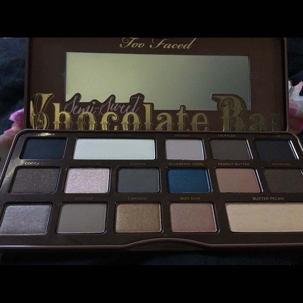 Too Faced Semi-Sweet Palette - Picture 4 of 8