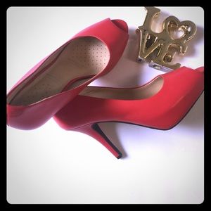 💝 Valentines day edition! Rockport peeptoes!!💥