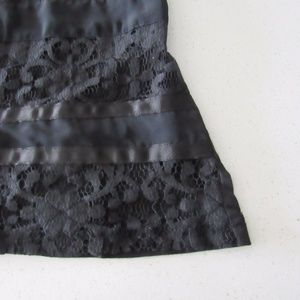 ❌CLOSEOUT❌LOFT || Black Lace Tank Top