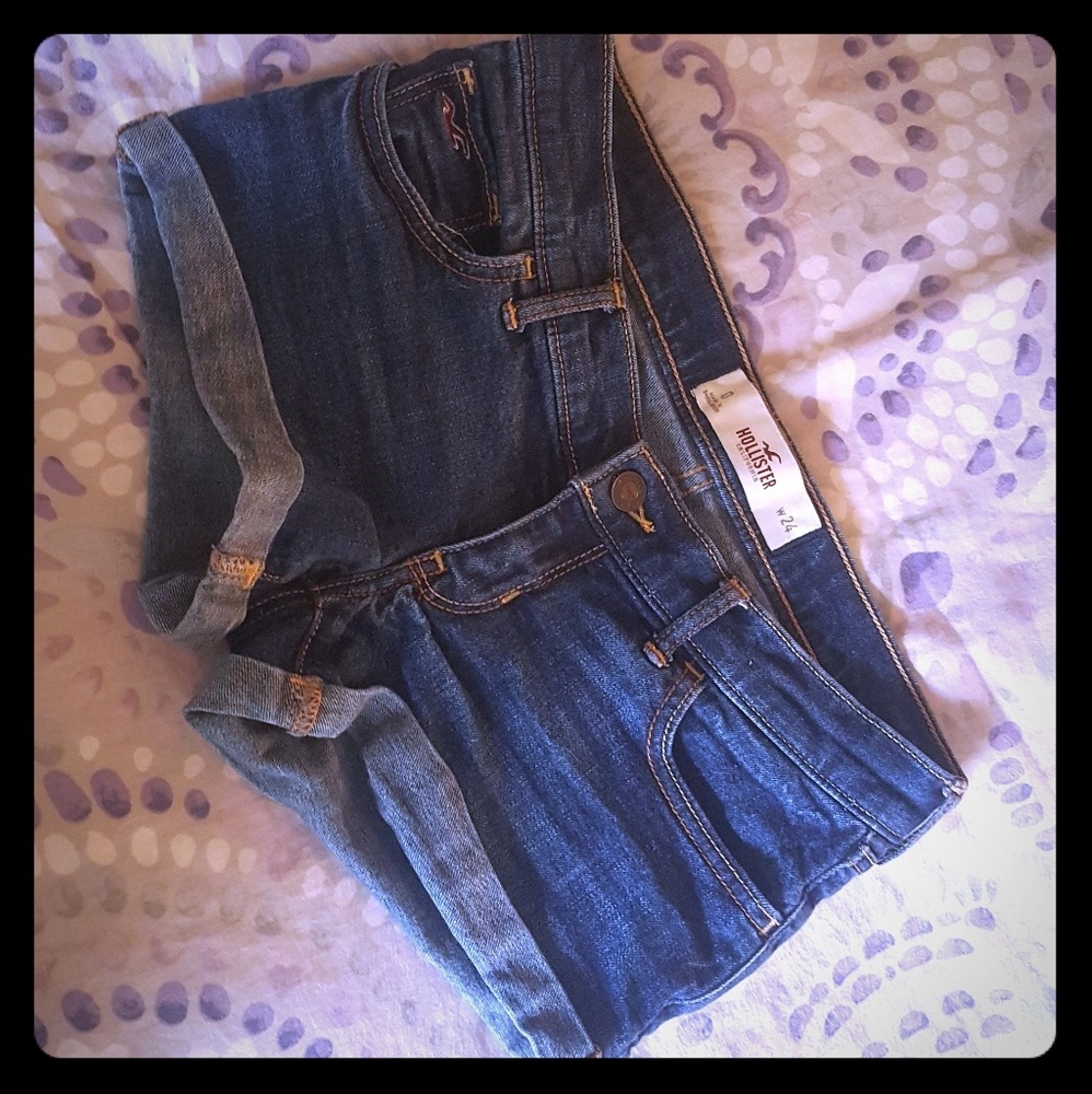 Hollister low rise denim shorts