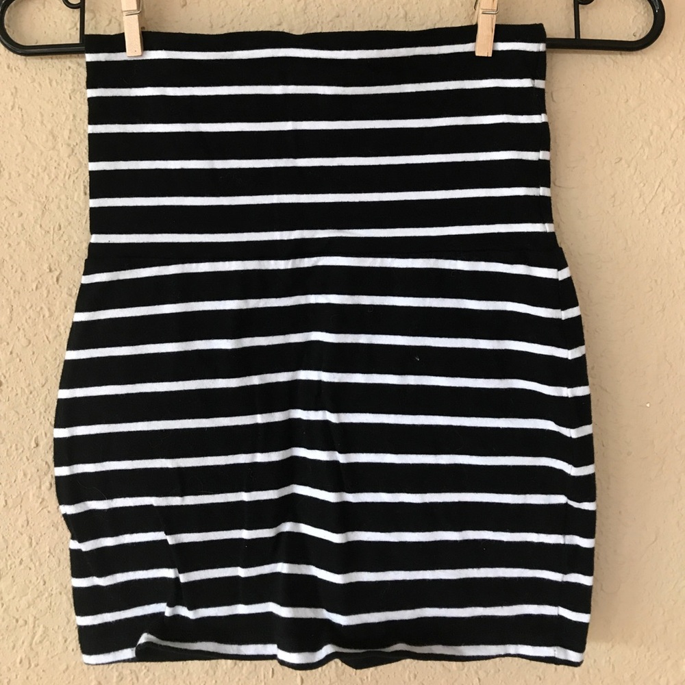 Charlotte Russe body con skirt