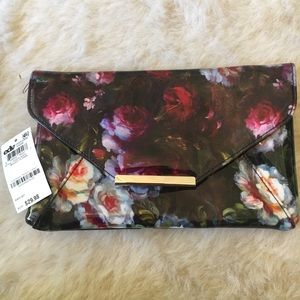 Floral clutch