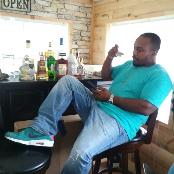 Meet your Posher, Otis - Picture 7 of 8