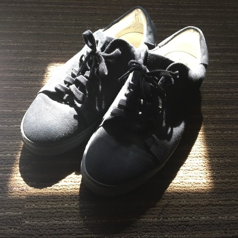 APC Tennis Jaden Sneakers (Navy)