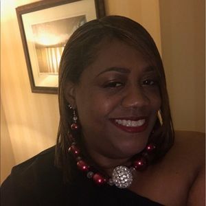 Meet your Posher, Bernessa