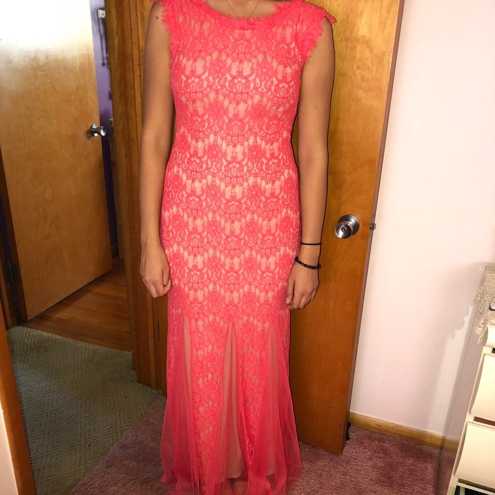 Pink Lace Sleeveless Long Dress