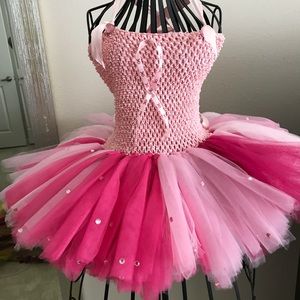 Breast cancer awareness ballerina