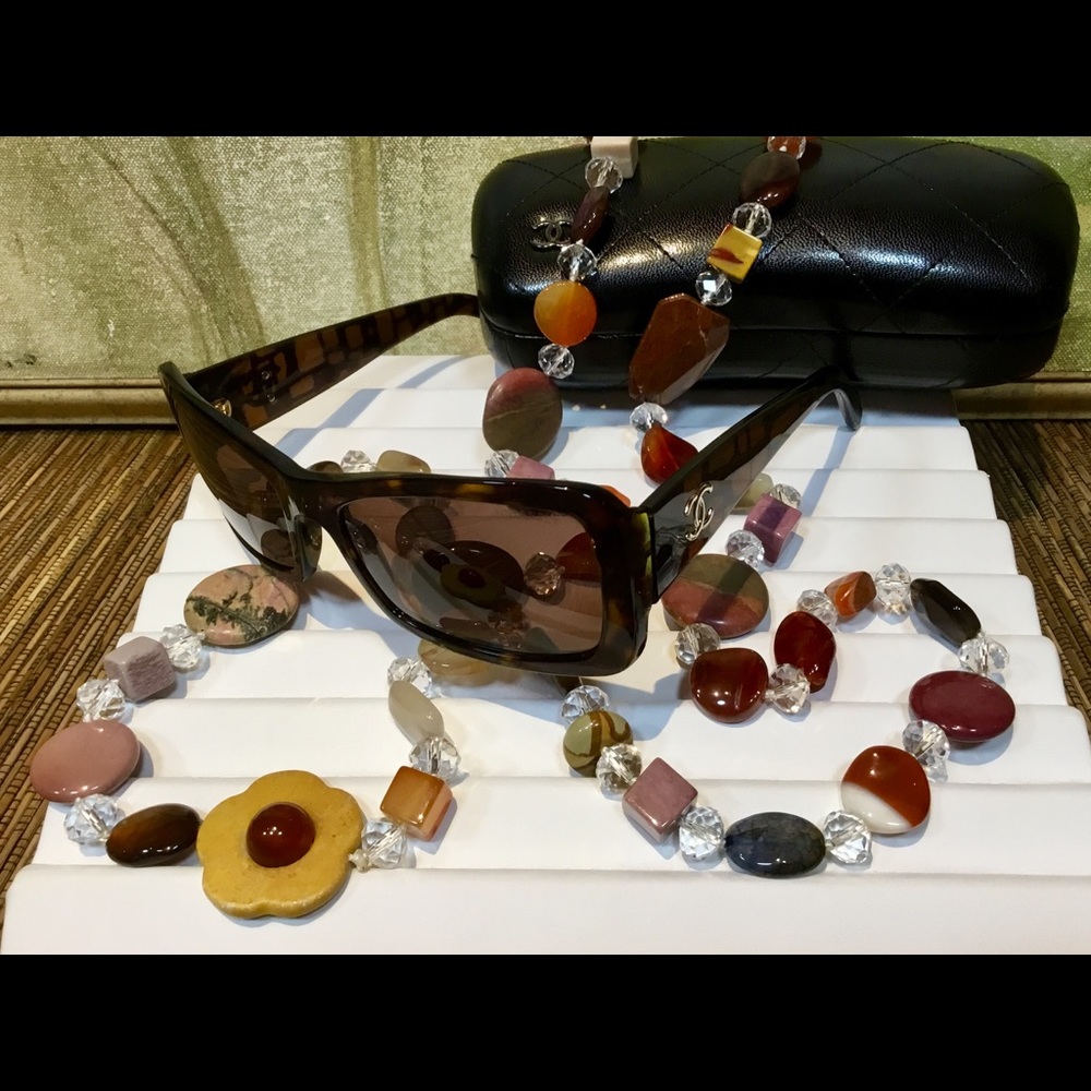 AUTHENTIC CHANEL BROWN WOMEN SUNGLASSES