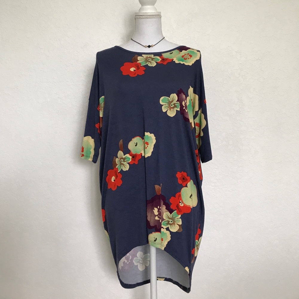LulaRoe Irma blue flower tunic blouse