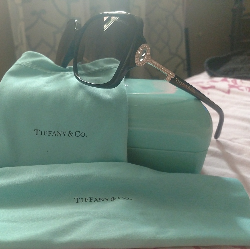 Tiffany and Co. Jackie O sunglasses