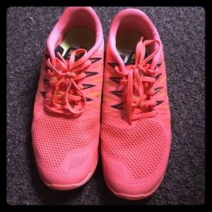 Size 10 Amazing condition Nike Free Runs