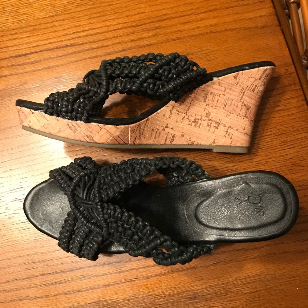 New York & Co black wedge, size 7 1/2 New