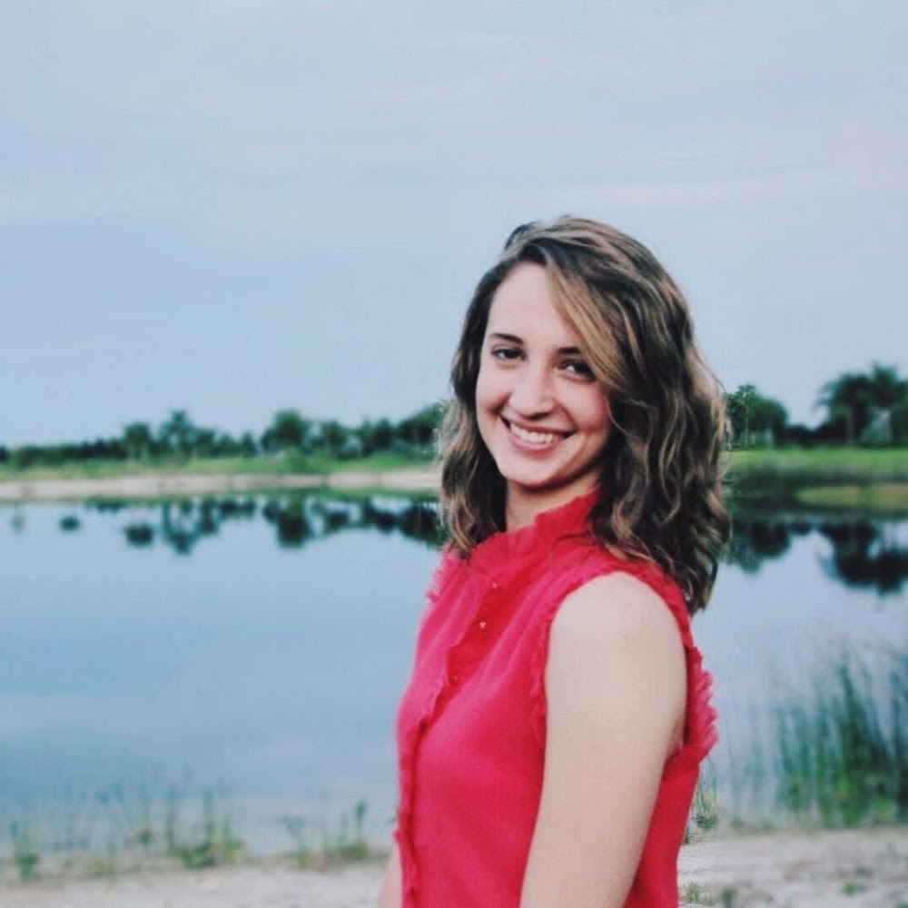 Meet your Posher, Carolyn