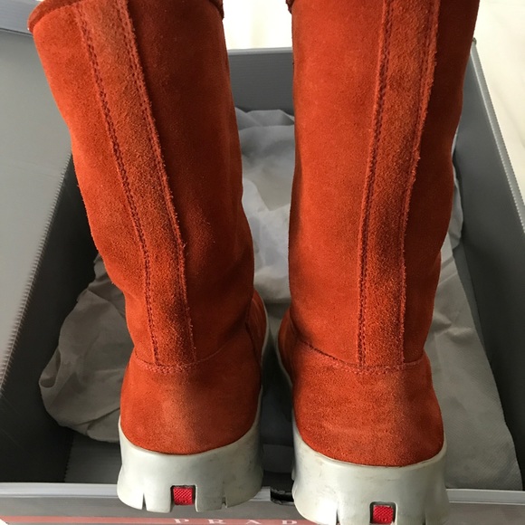 Prada waterproof snow boots! - Picture 3 of 7