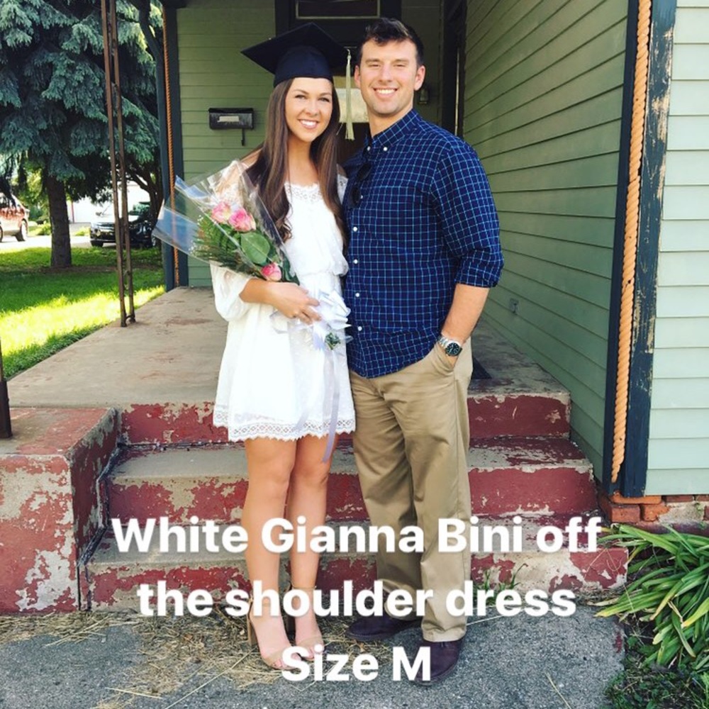 Gianni Bini white off the shoulder dress
