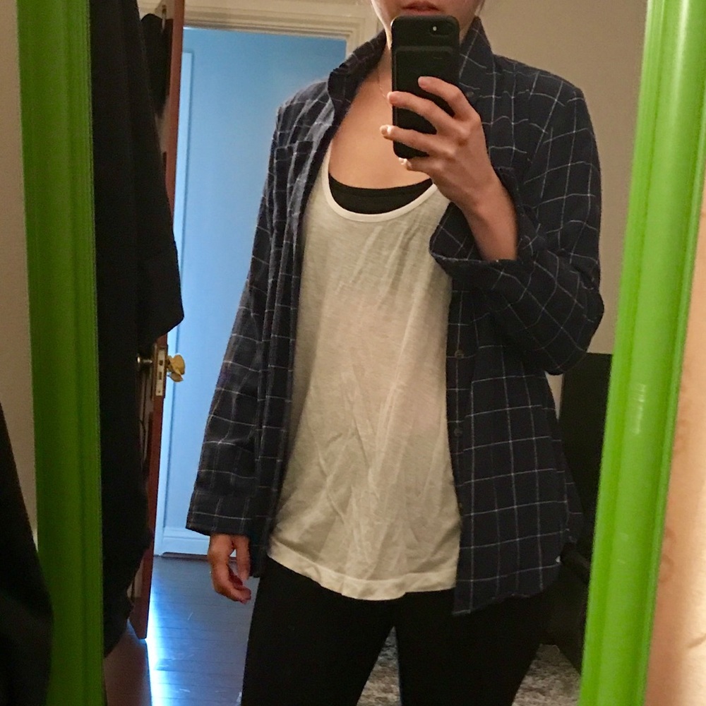 SOLD Blue and White Cozy Flannel - Picture 2 of 4