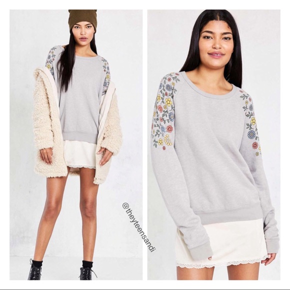 Urban Outfitters Project Social Floral Sweater - Picture 3 of 5