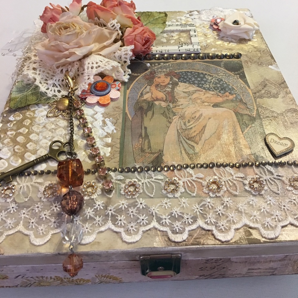 Gorgeous collage jewelry treasure box 1 of a kind