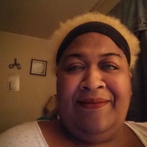 Meet your Posher, Annette