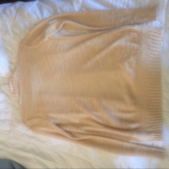 Lilly Pulitzer sweater only been worn once. - Picture 2 of 3