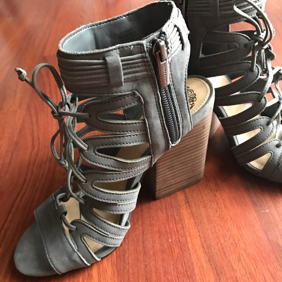 Vince Camuto Shoes - Vince Camuto heel