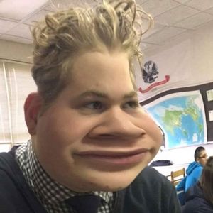 Meet your Posher, Eli