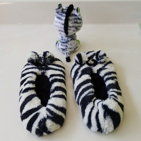 GREAT GIFT! Zebra Slippers & Ty Beanie Zebra! - Picture 3 of 8