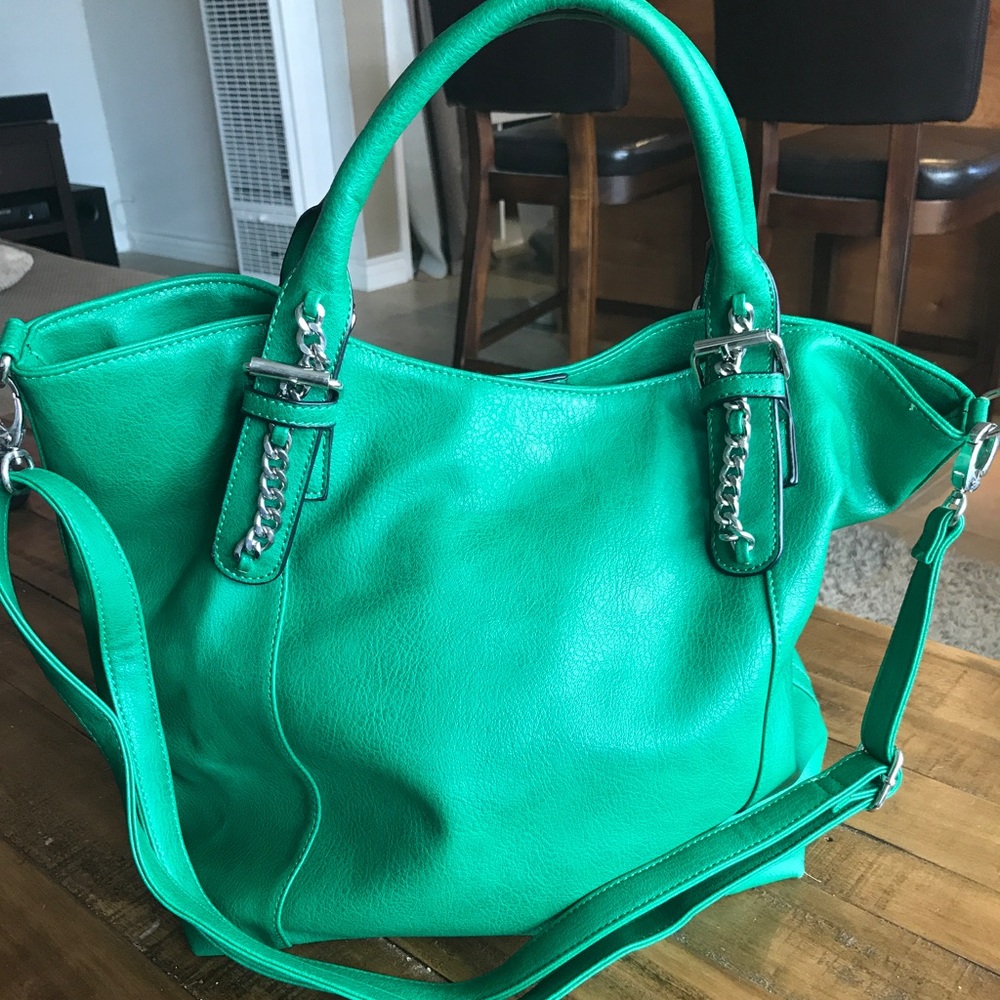 Green Handbag w/ Removable Straps