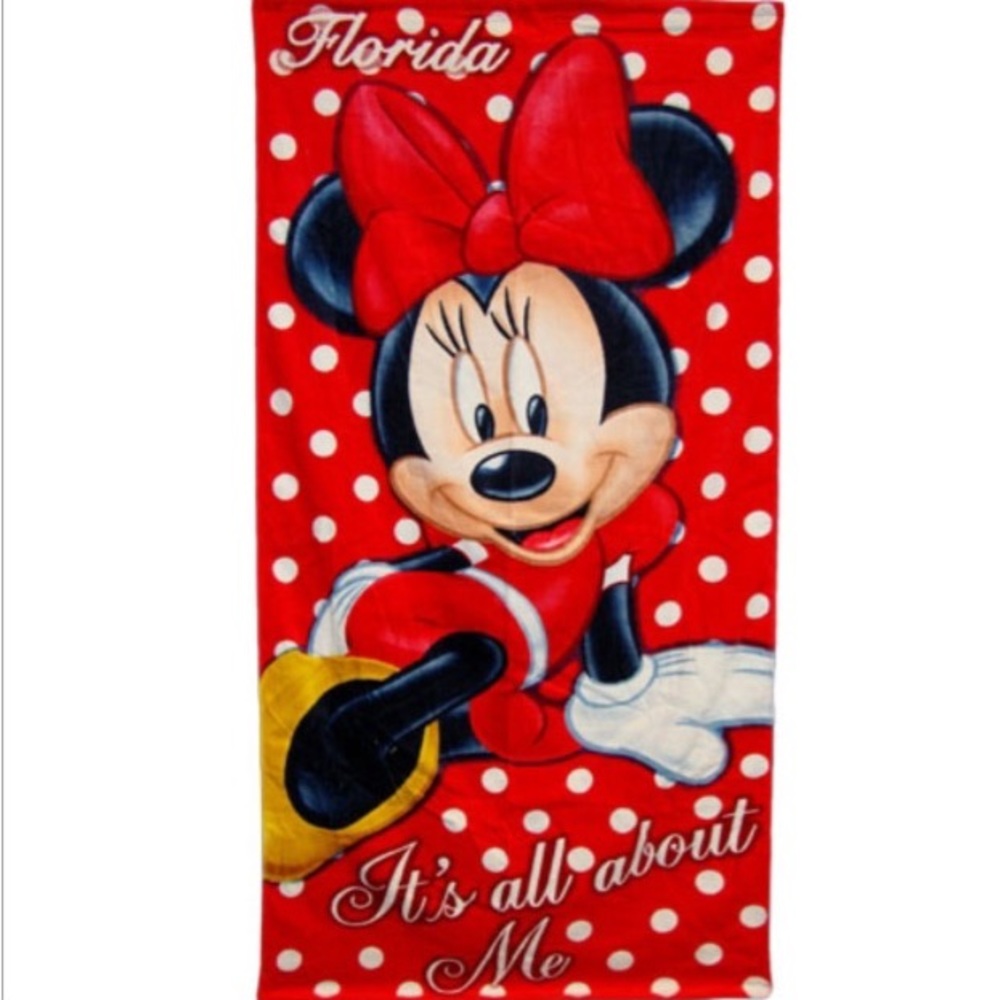 Disney Minnie Mouse beach towel