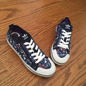 Adidas butterfly shoe