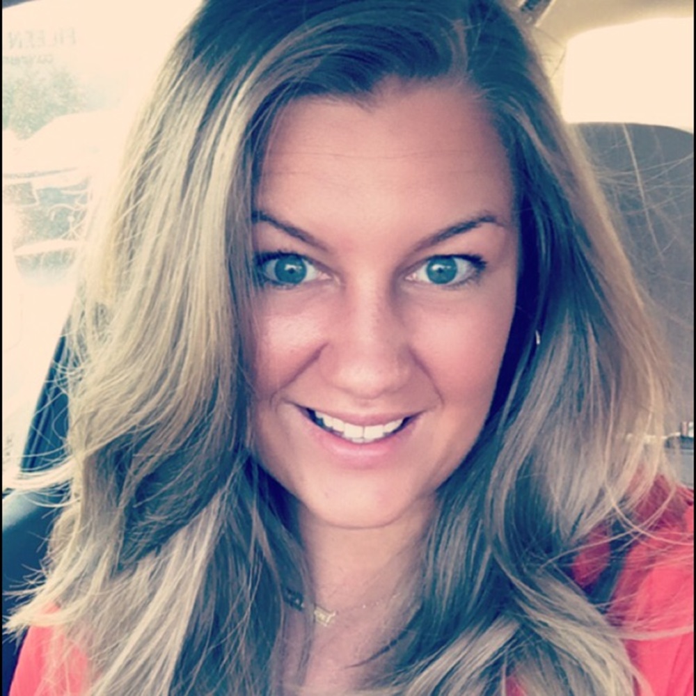 Meet your Posher, Nicole
