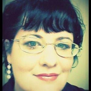 Meet your Posher, Monique