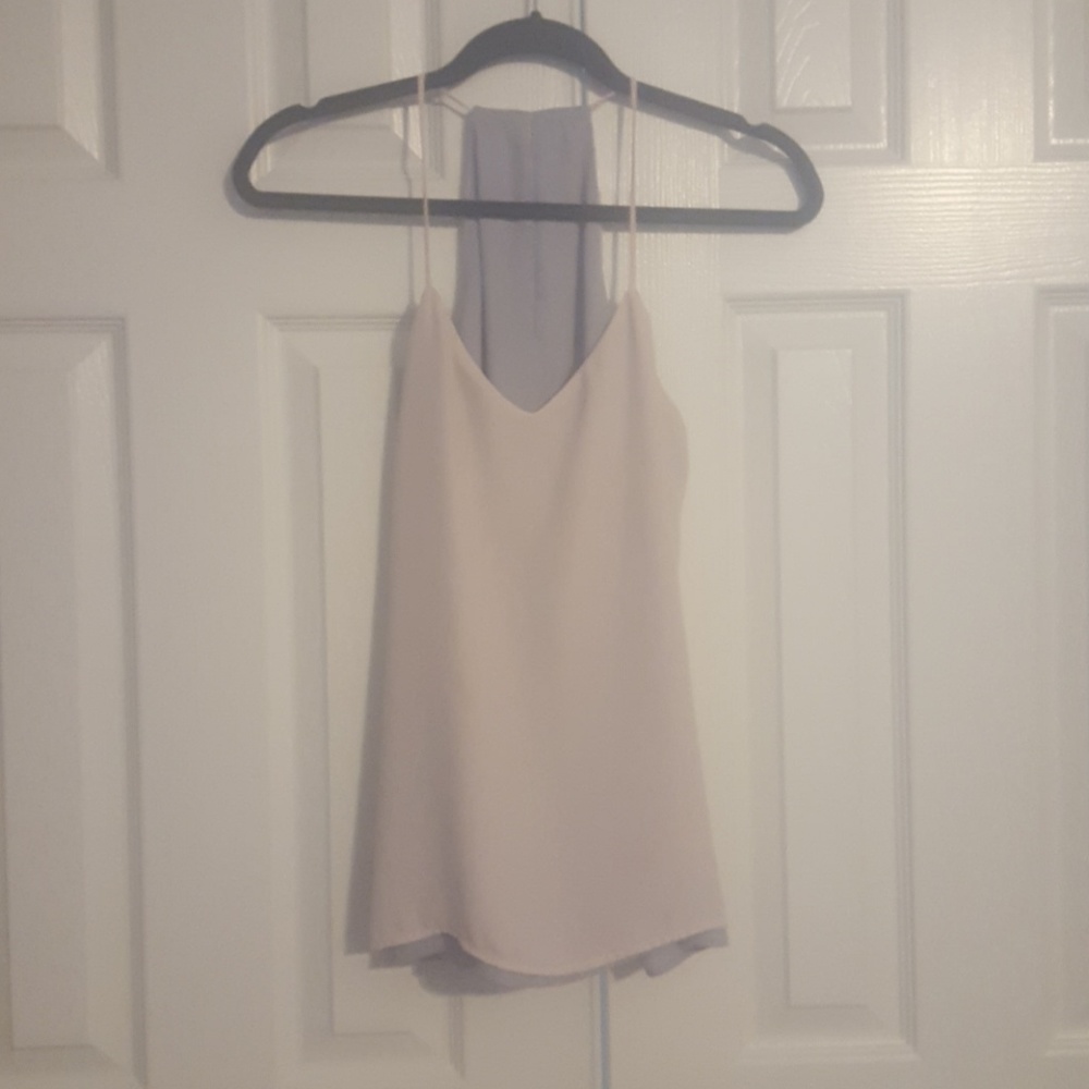 Reversible tank