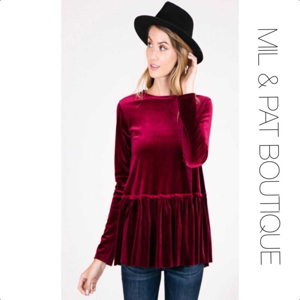 🤩LAST ONE🤩VELVET RUFFLE TOP