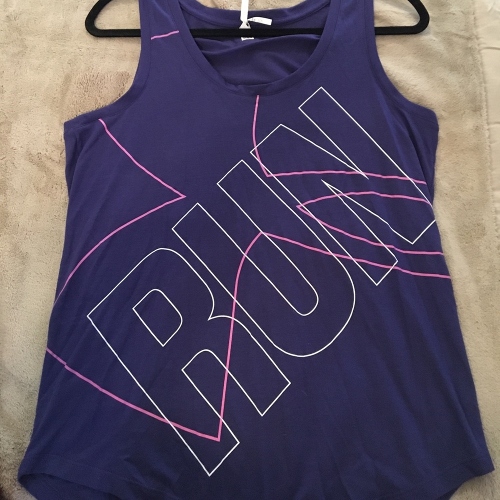 Under armour tank