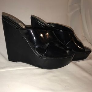 Jessica Simpson Black Wedge