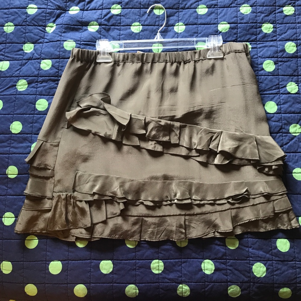 Banana Republic Ruffle Skirt