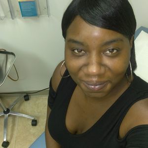 Meet your Posher, Latisha