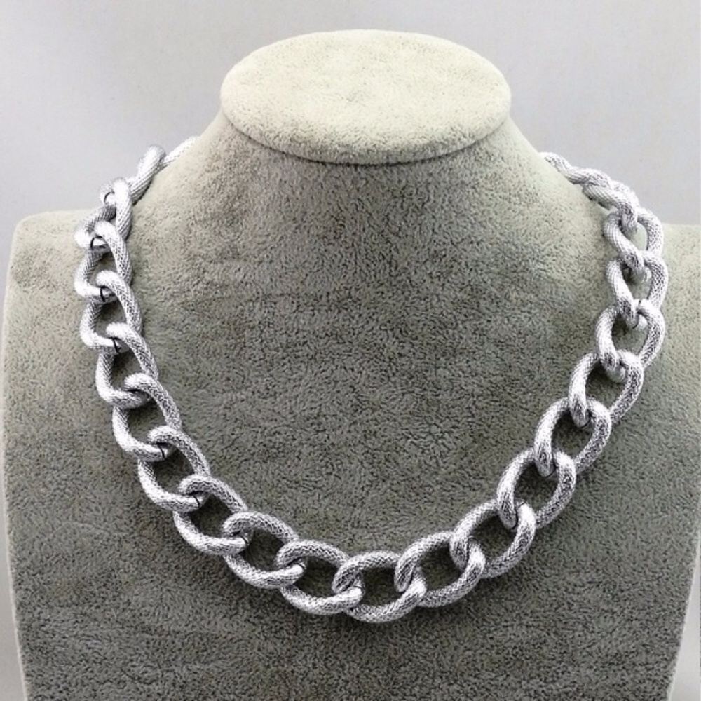 CLEARANCE •etched silver chain•