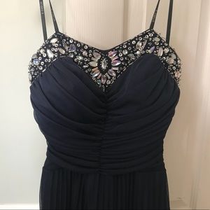 B. Darlin Prom Dress Size 1/2