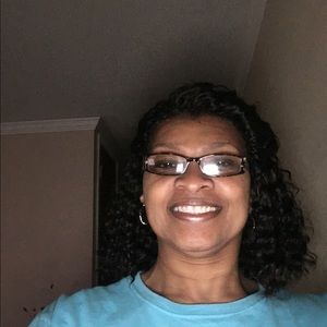 Meet your Posher, Yolanda