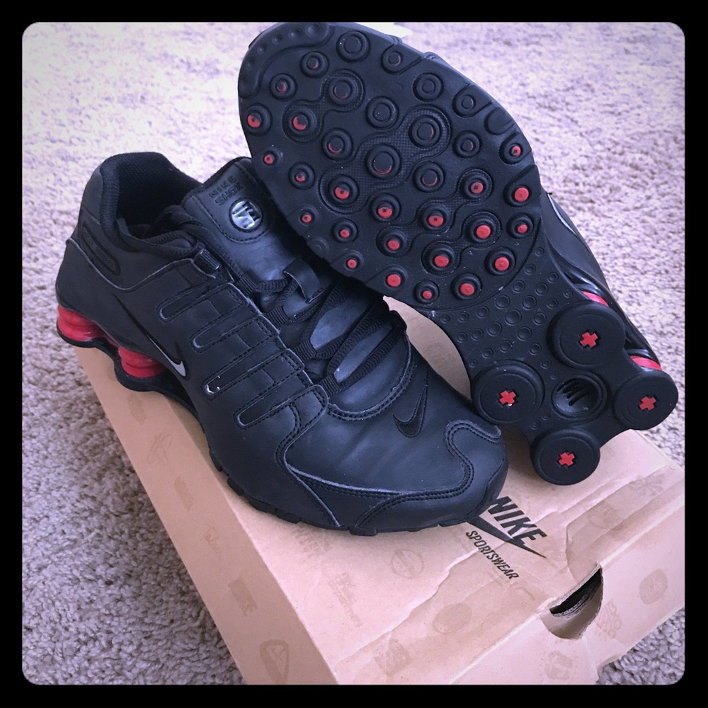 Nike Shox! All black with a touch of red! 😍